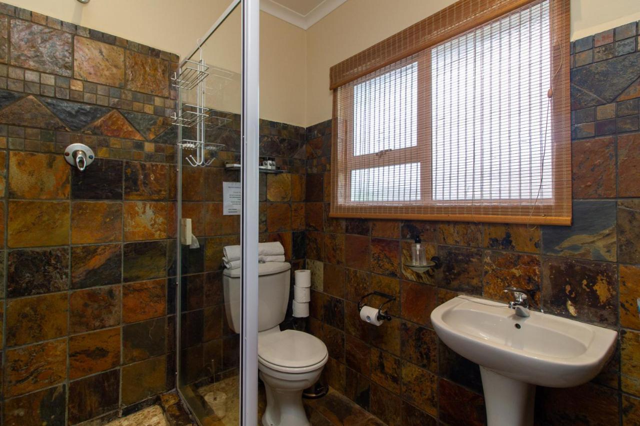 Dunwerkin Self Catering Apartment Kenton on Sea Ngoại thất bức ảnh